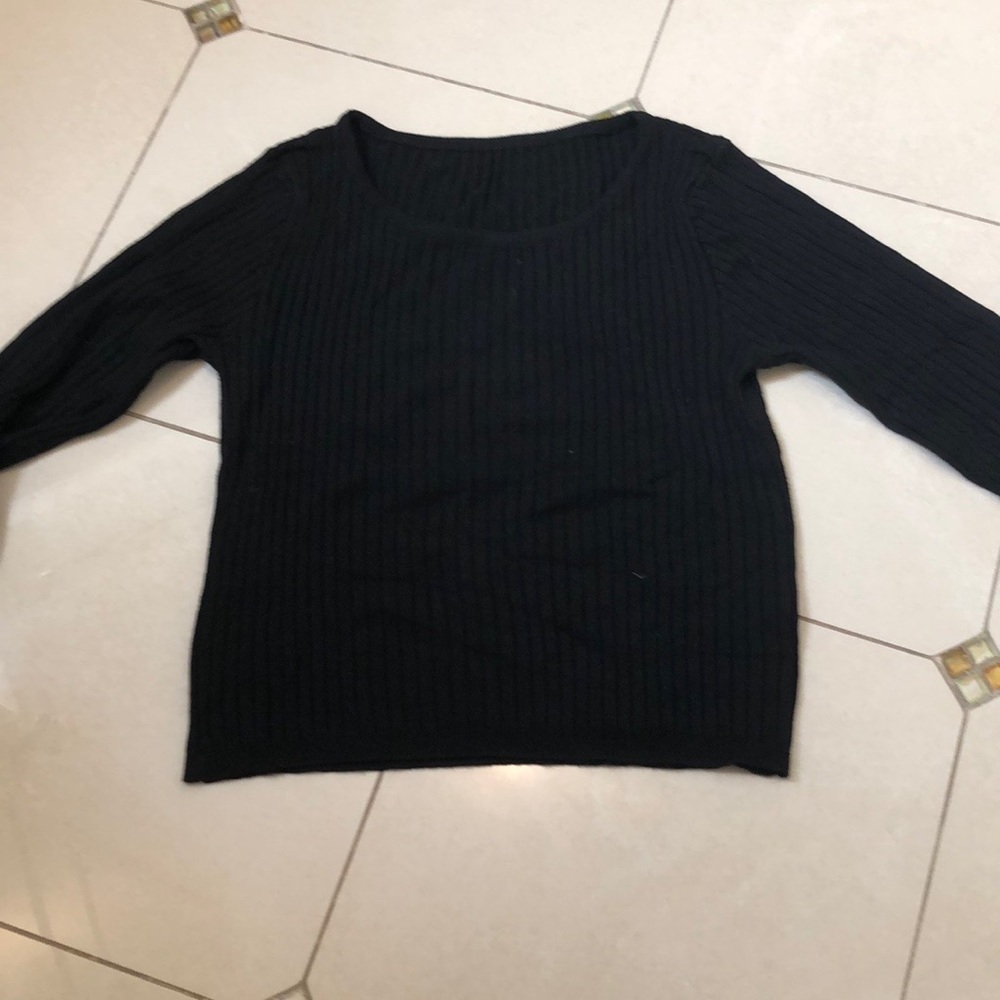 Brandy Melville cropped black ribbed sweater